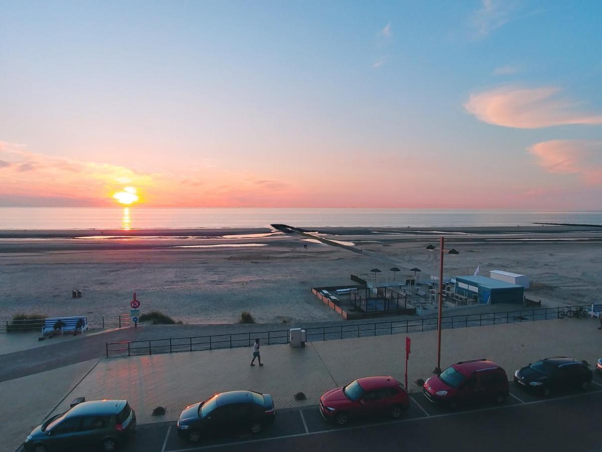 Appartamento Middelkerke - Frontaal Zeezicht Esterno foto